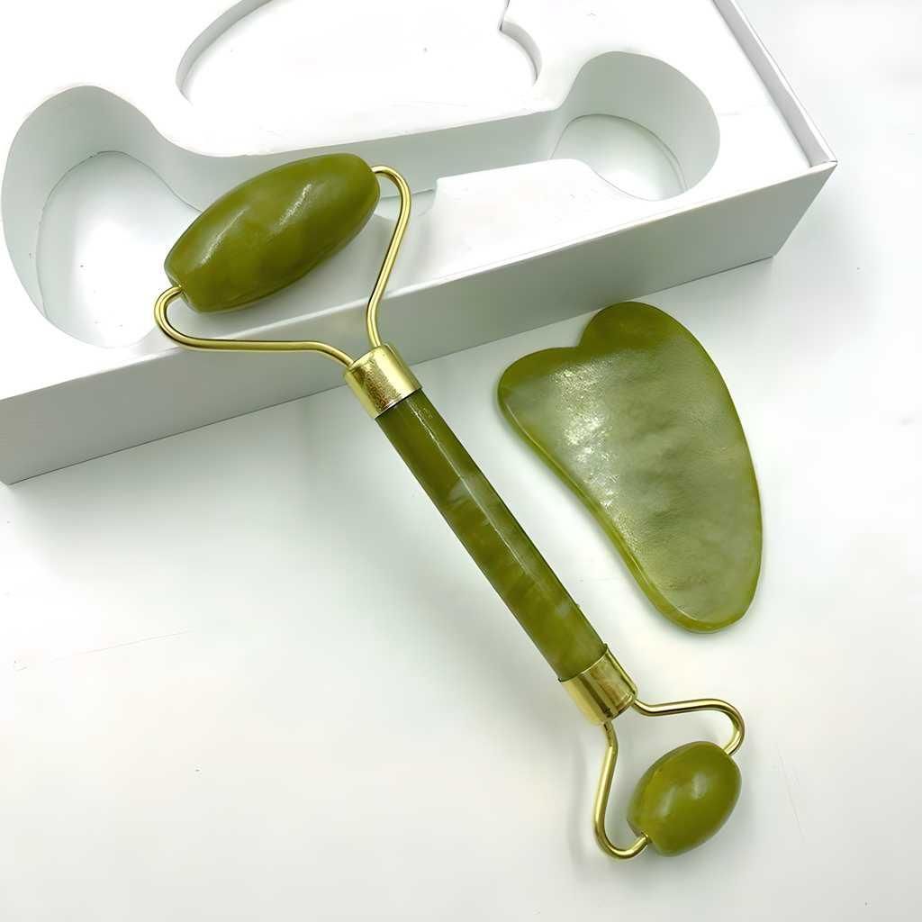 Facial Roller & Massager – Natural Jade Stone Face Roller