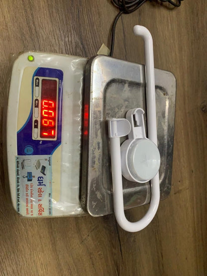 Premium Towel Holder – No-Drill Suction Mount for Bathroom & Kitchen