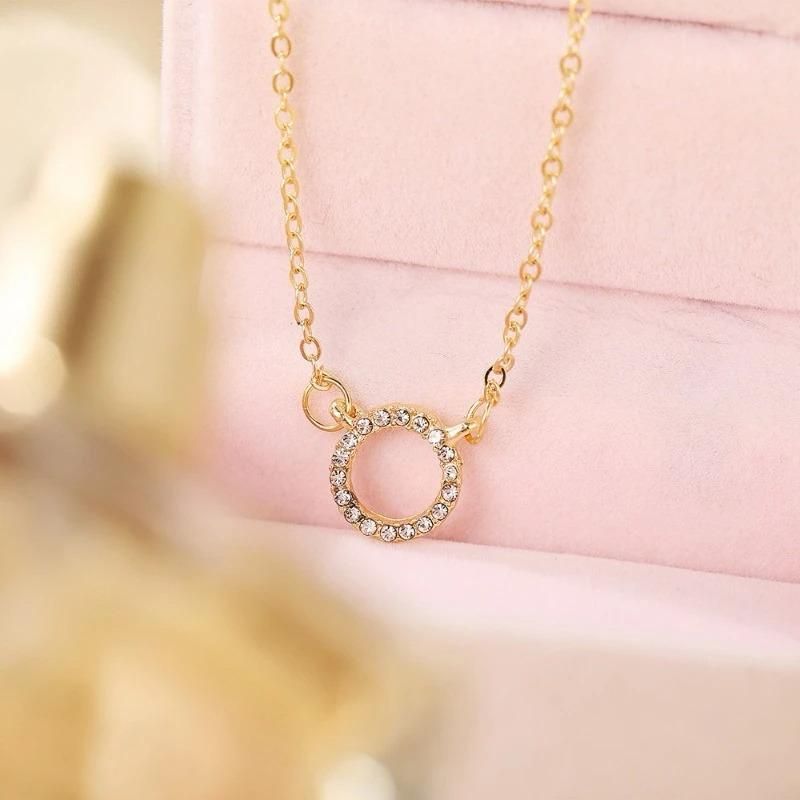 Women’s Stone Pendant with Chain – Elegant Gold-Plated Jewelry