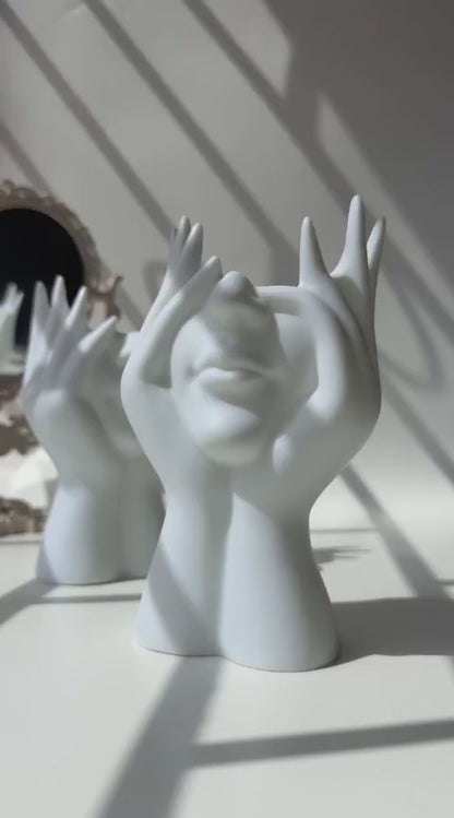 Aesthetic Face Vase – Glossy Ceramic Decorative Flower Pot