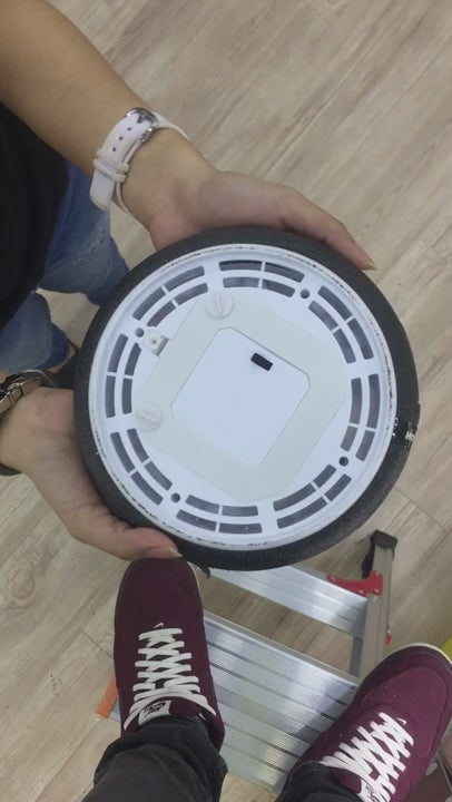 Magic Air Soccer Ball for Toddlers – Flashing LED Indoor Football Toy